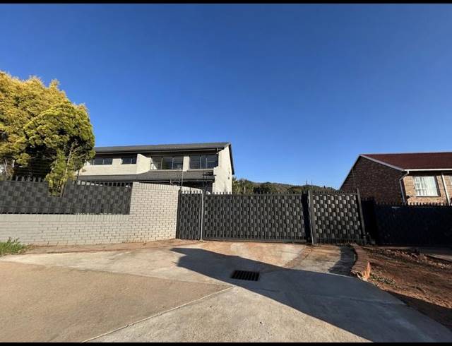 3 BEDROOM TOWNHOUSE FOR SALE IN WONDERBOOM